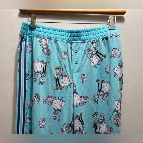 Disney Toy Story I Only Date Cowboys Lounge Set Large - Picture 5 of 7